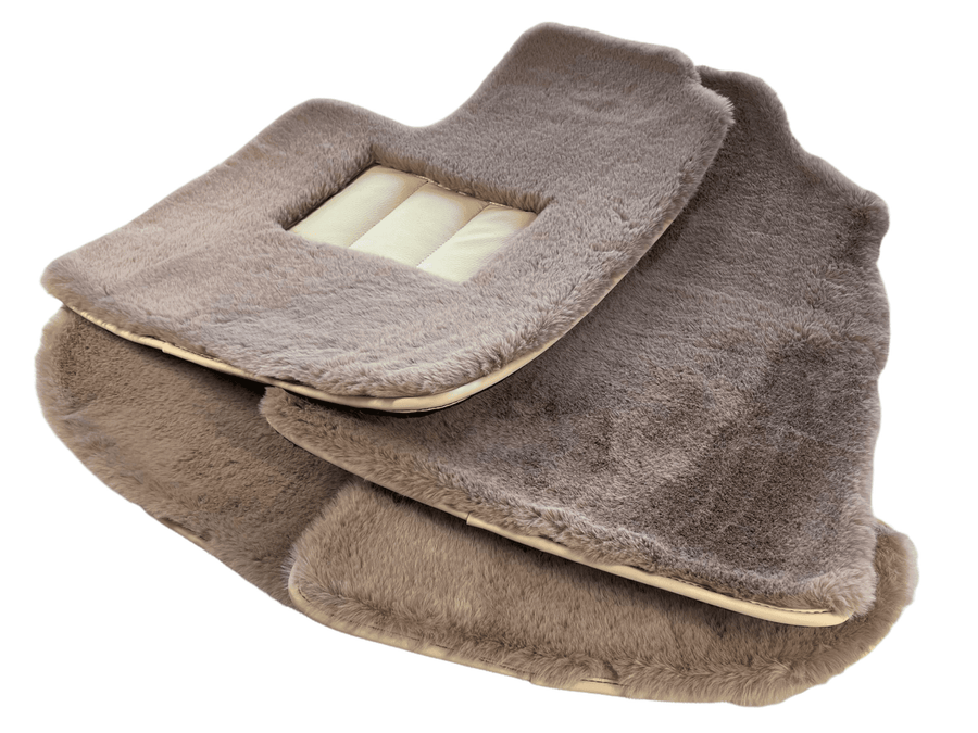 Sheepskin Floor Mats For Bentley Continental GTC (2006–2011) Er56 Design - AutoWin