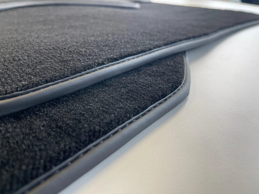 Black Carpet Floor Mats for Rolls Royce Phantom VIII (2017-2024) - AutoWin
