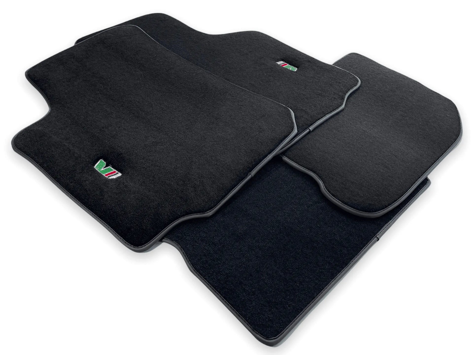 Floor Mats For Skoda Superb III 2015-2022 - AutoWin