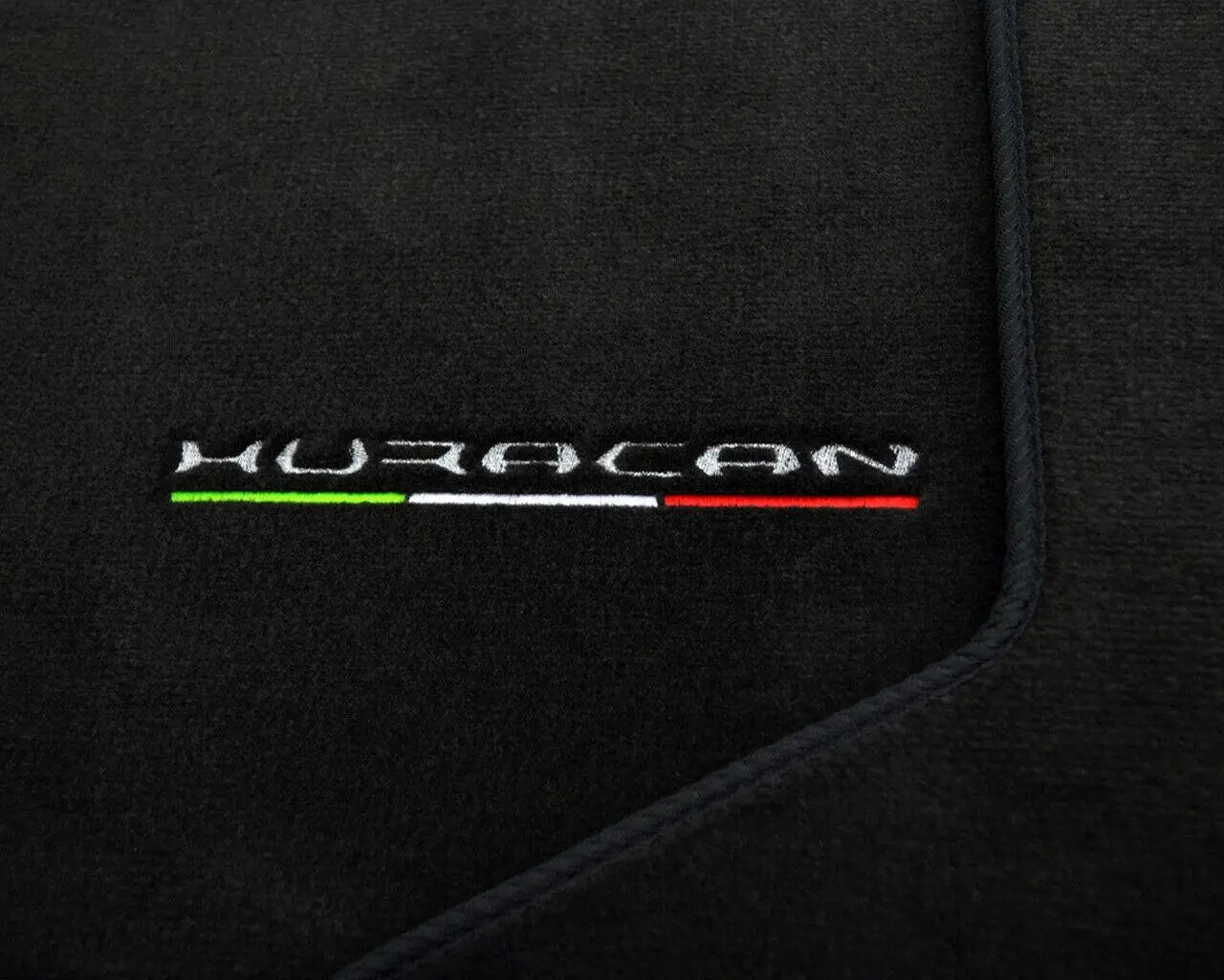 Floor Mats for Lamborghini Huracan With Italian Flag and Huracan Logo - AutoWin