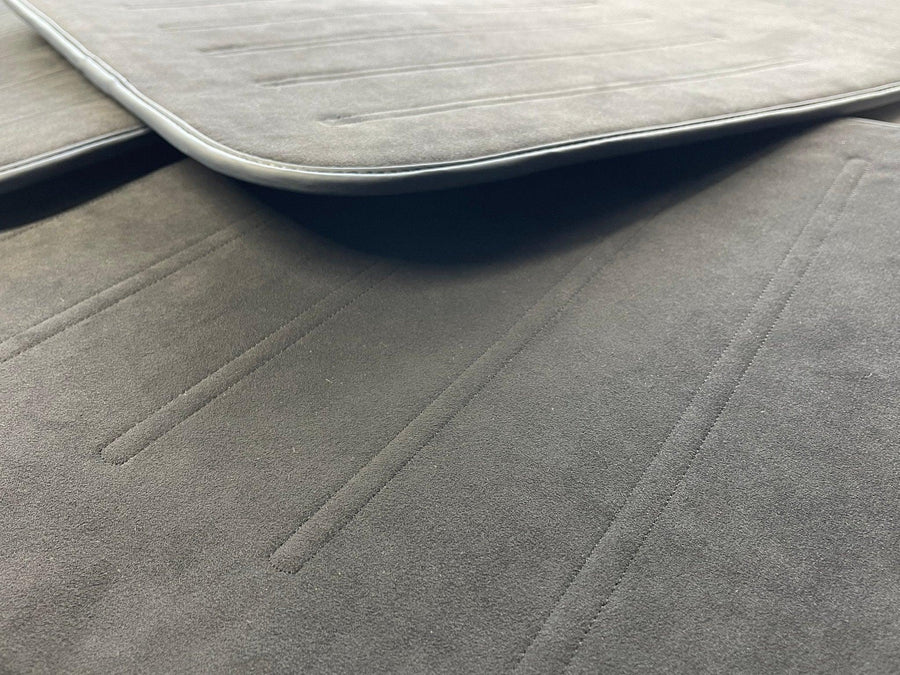 Alcantara Floor Mats For Rolls Royce Black Badge Phantom VIII (2017-2024) - AutoWin