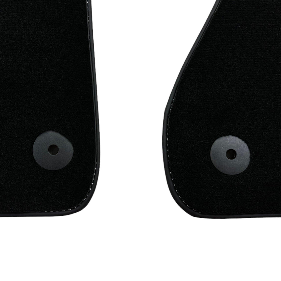 Black Floor Mats for Audi A4 - B5 Avant (1996 - 1999) | No Steps - AutoWin