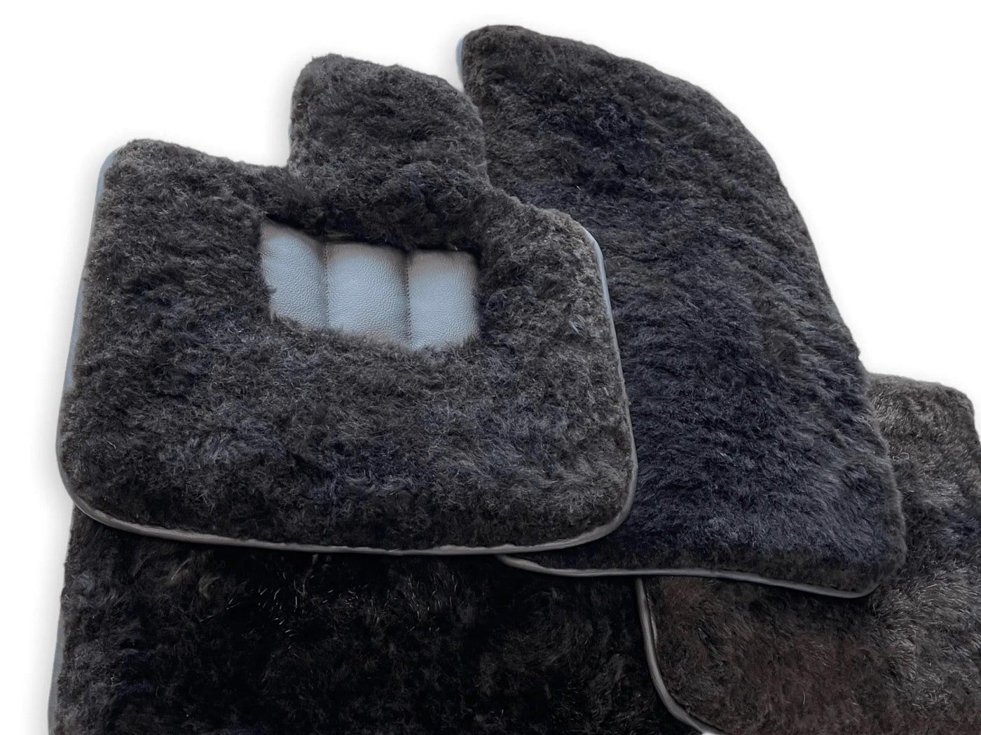 Genuine Sheepskin Floor Mats Bentley Flying Spur (2013-2019) Er56 Design Brand - AutoWin