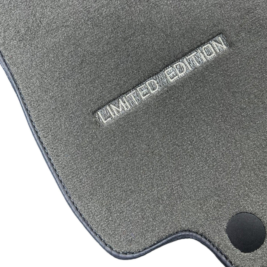 Gray Floor Mats For Mercedes Benz C-Class S203 Estate 4Matic (2001-2007) | Limited Edition - AutoWin