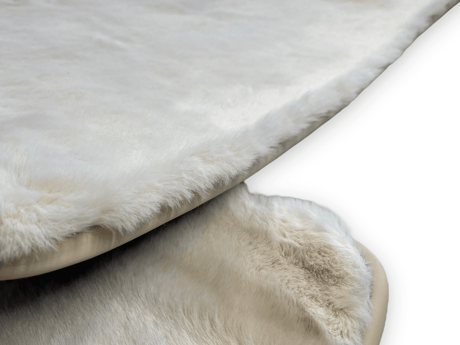 White Sheepskin Floor Mats For Rolls Royce Wraith 2013–2023 Er56 Design - AutoWin